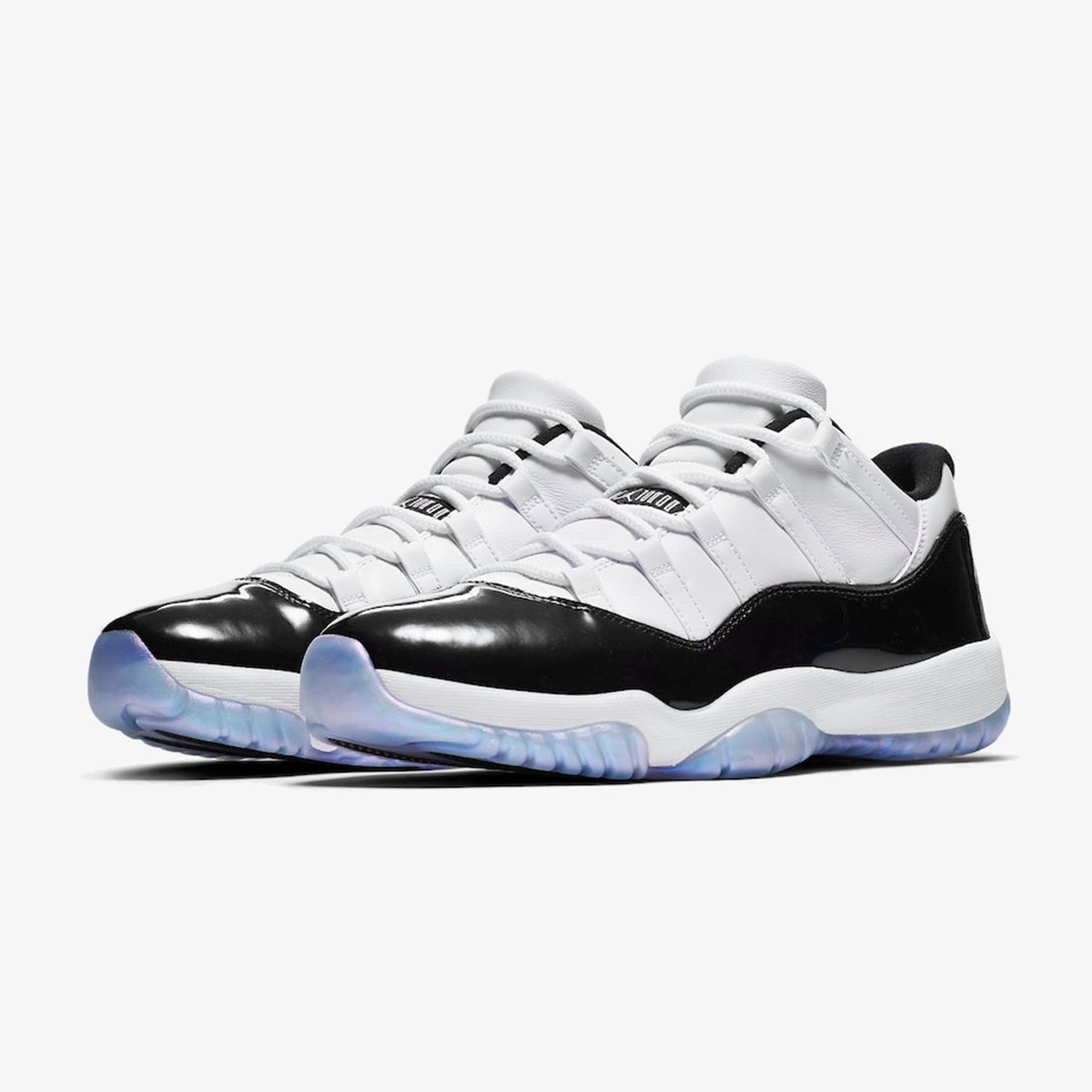 Air Jordan 11 Retro Low 'Emerald' - Image 3