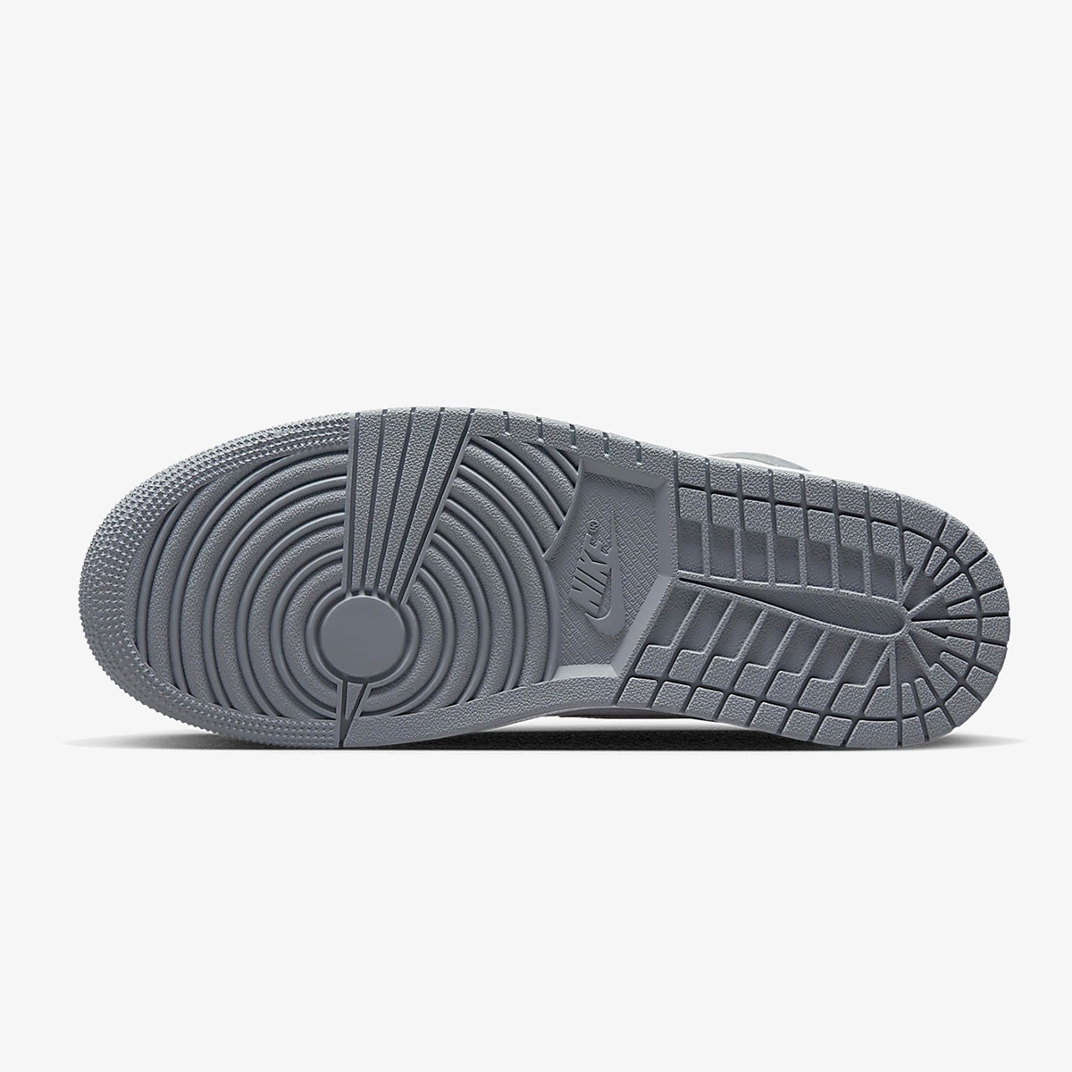 Air Jordan 1 Retro High OG 'Stealth' - Image 6