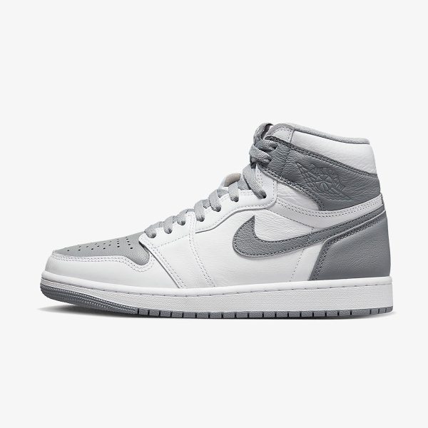 Air Jordan 1 Retro High OG 'Stealth'
