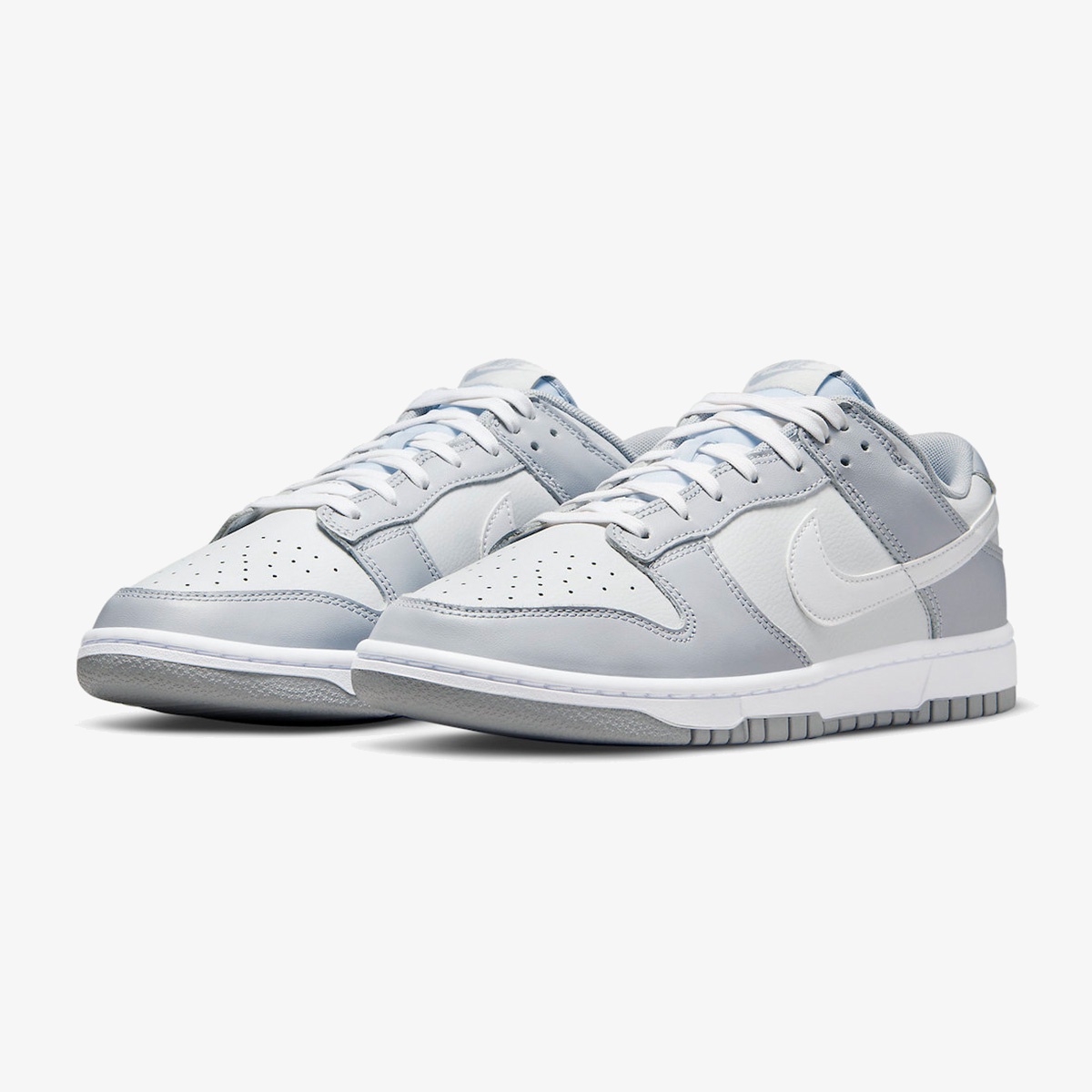 Nike Dunk Low 'Pure Platinum' - Image 3