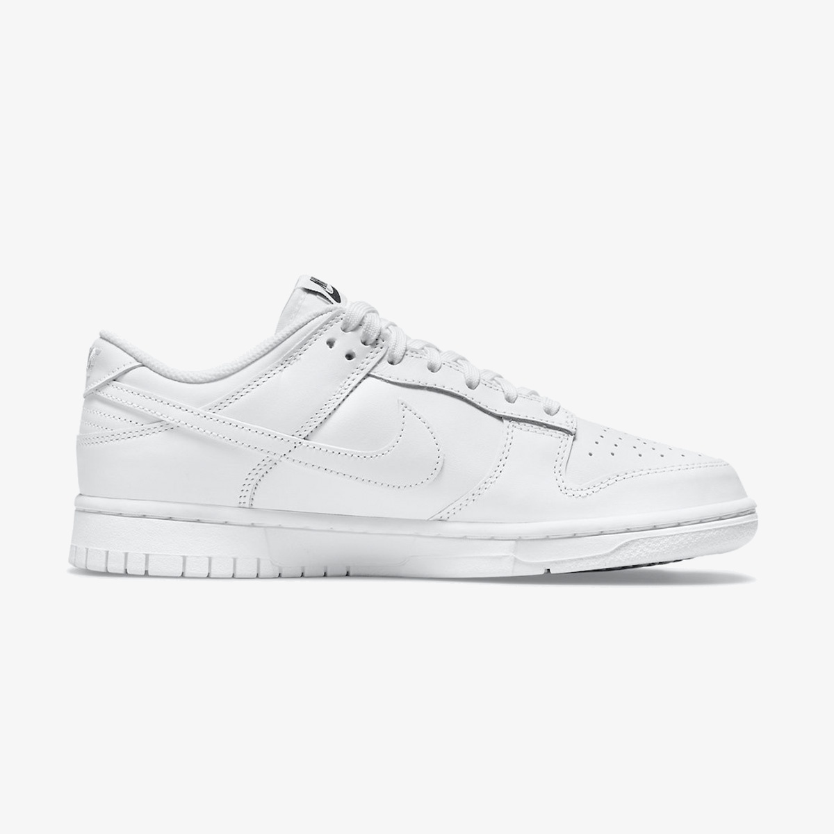 Wmns Nike Dunk Low 'Triple White' - Image 2