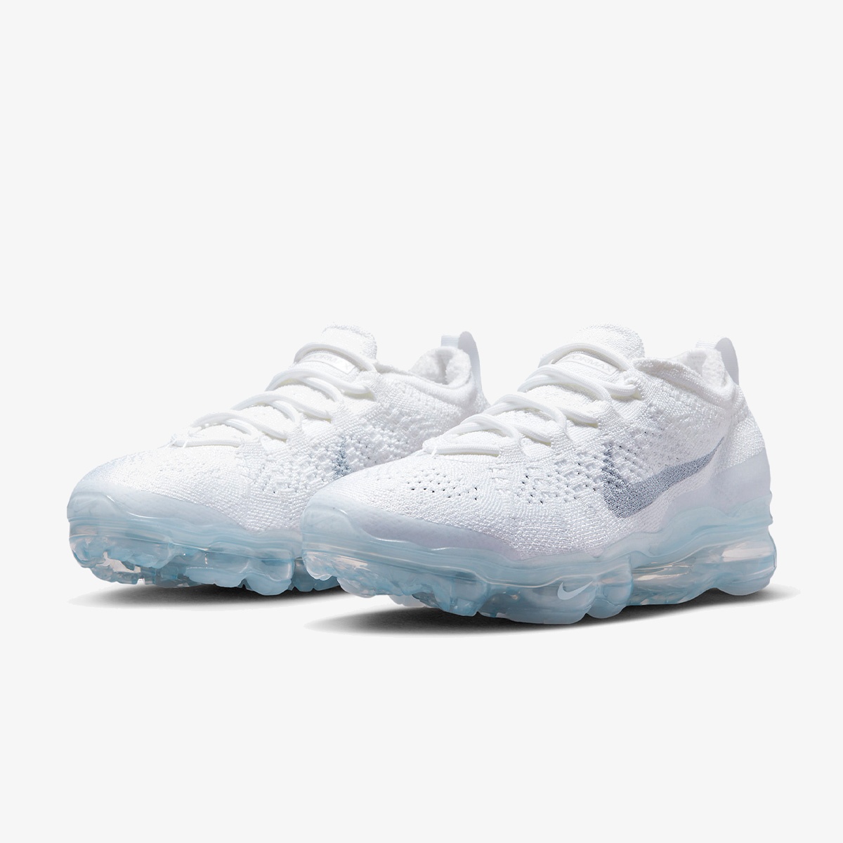 Wmns Nike Air VaporMax 2023 Flyknit 'Pure Platinum' - Image 3