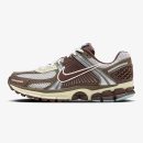 Wmns Nike Zoom Vomero 5 'Earth Fossil'