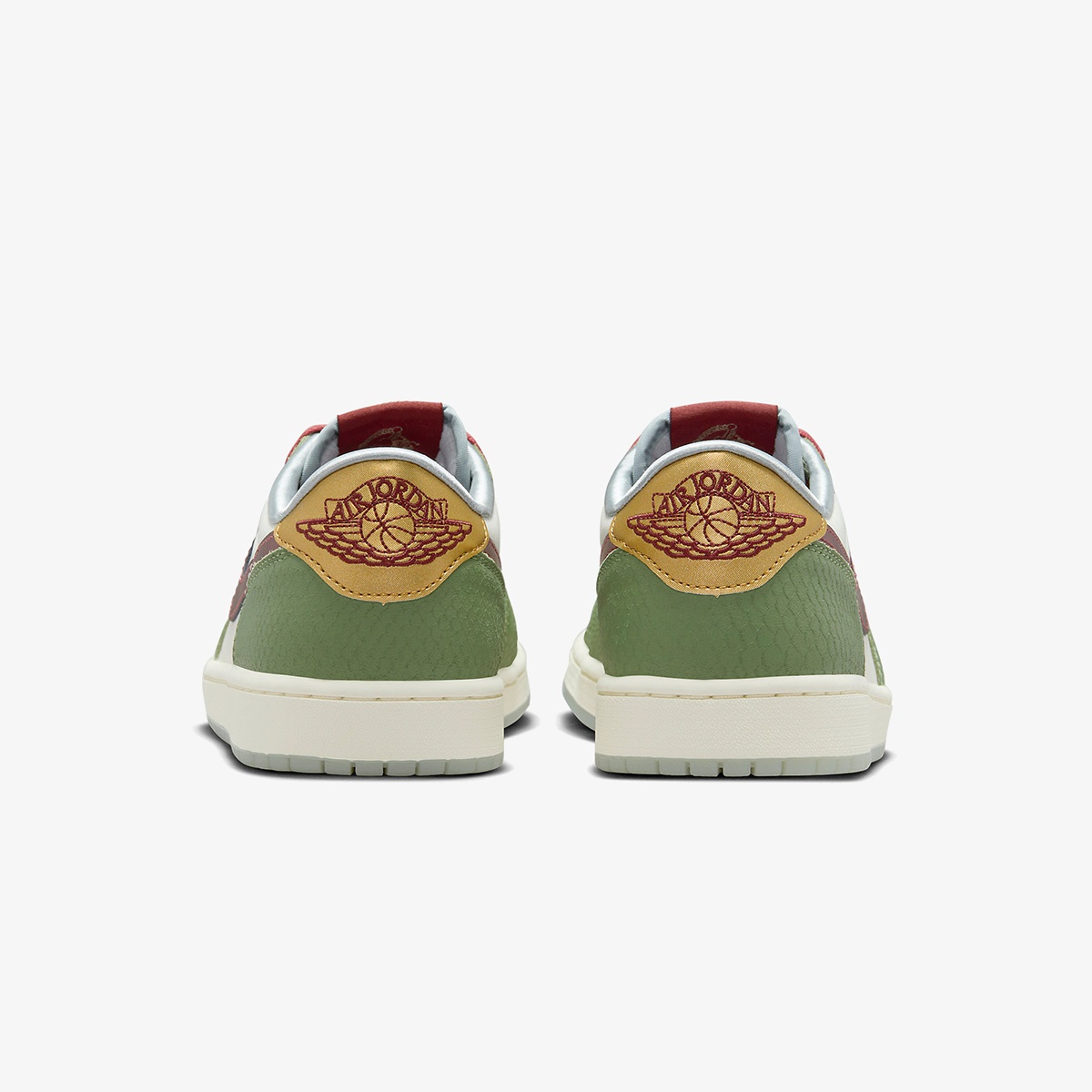 Air Jordan 1 Retro Low OG 'Year of the Dragon' - Image 5