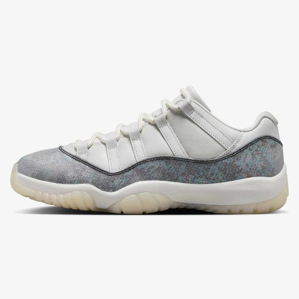 Air Jordan 11 Retro Low 'Space Jam'