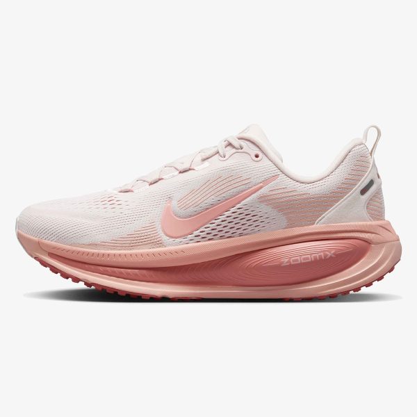 vomero 18 light soft pink - Light Soft Pink women’s Nike running shoe with mesh upper and stacked foam sole