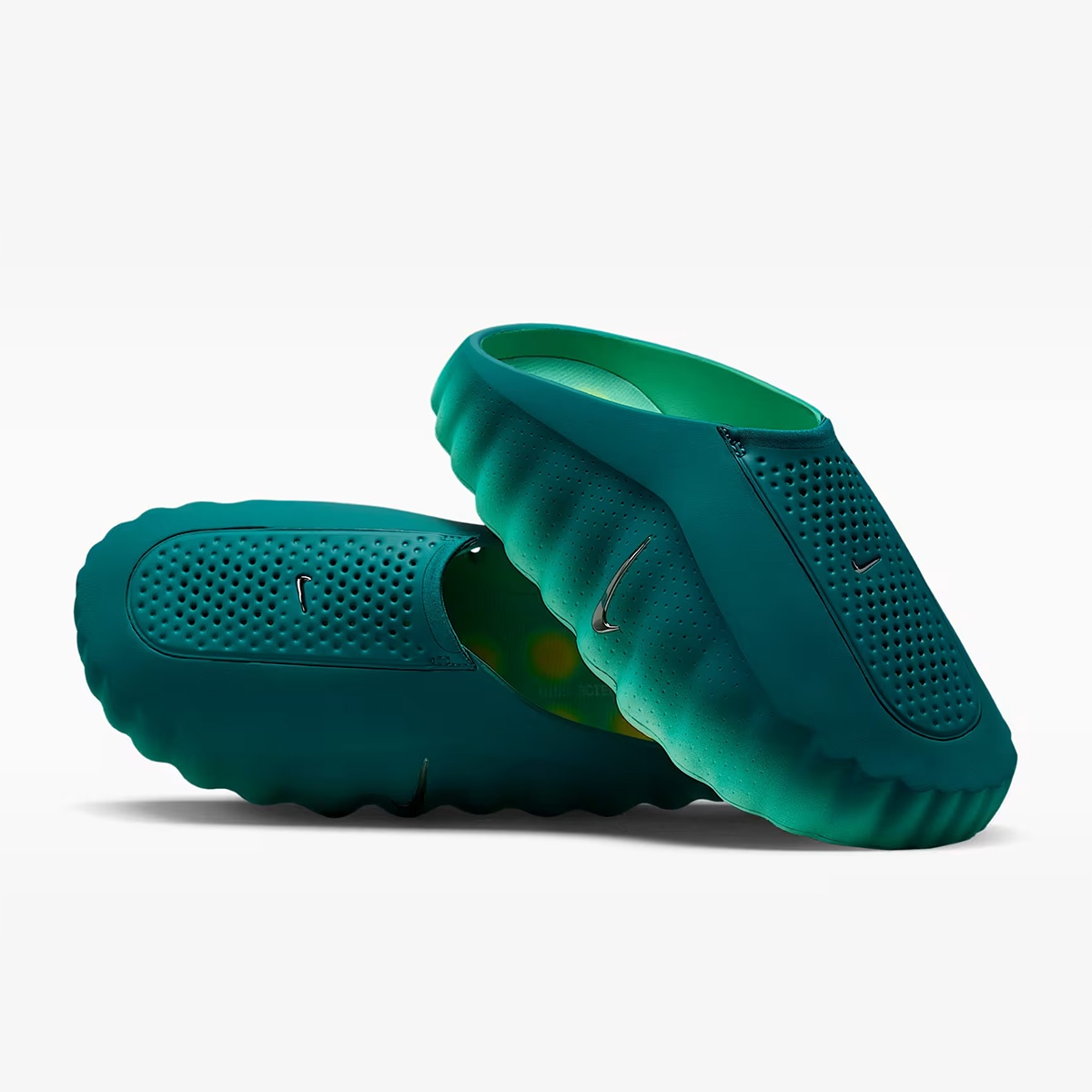 nike pre-game mule - Side product view